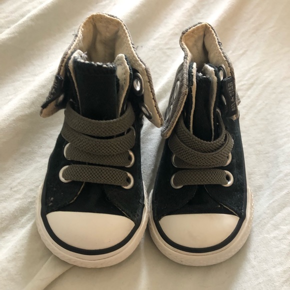 SOLD ON MERCARI Converse Chuck Taylors - Picture 2 of 5